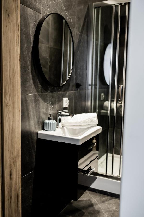 Piotrapartments - Wilcza Luxury Apartments In City Centre Warsaw Exterior photo